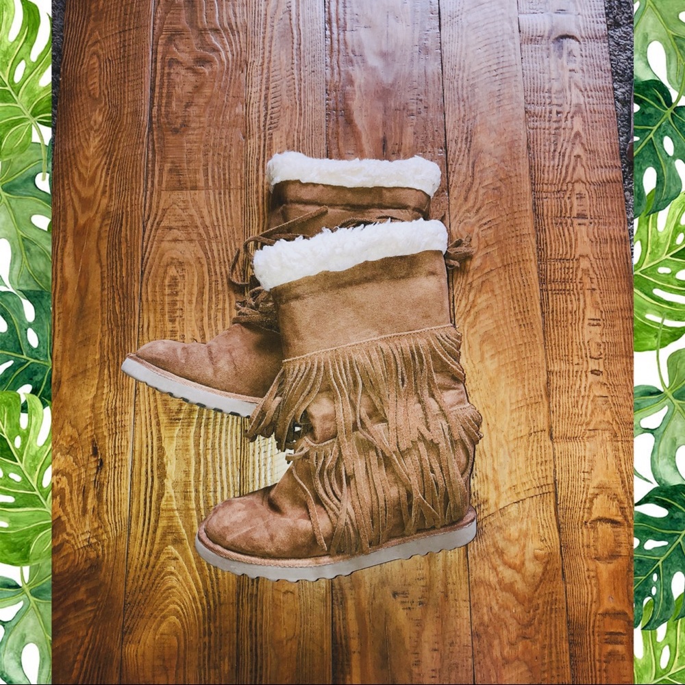 MADDEN GIRL Wedge boots!